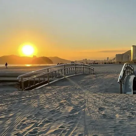 Apartamento Em Santos No Gonzaga Em Frente A Praia Exterior foto