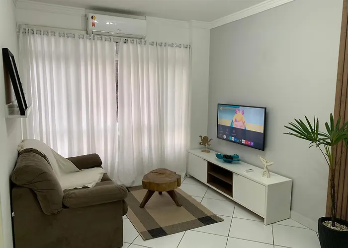 Apartamento Em Santos No Gonzaga Em Frente A Praia